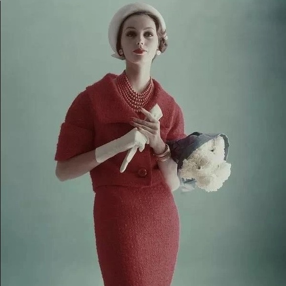 Meet your Posher, Liz - Picture 1 of 1